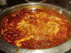 -三个四川人火锅(华联商厦店)