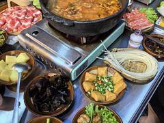 -黔有有贵州酸汤夺夺粉火锅(五味十字店)