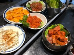 -么肆烤肉·中式自助·烤肉大排档(街道口季佳PAI店)
