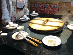 -鱼窝棚柴火铁锅炖(富山屯店)