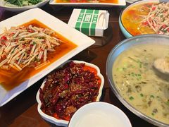 -三叔特色自贡菜(中海国际店)