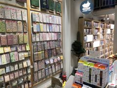 -猫的天空之城概念书店(苏州平江店)