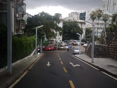 -彳亍咖啡·这里(水湾路店)