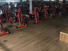 -贝菲特游泳健身(徐泾店)