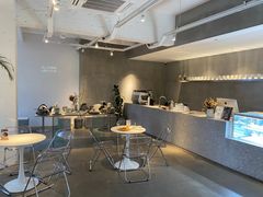 -洪小鹏生活美学馆(领SHOW天地店)