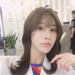 -AYO SALON