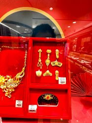 -粤豪珠宝(贝丽北路店)