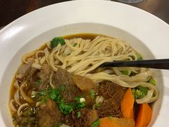 -康师傅私房牛肉面(申虹店)