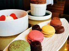 马卡龙巧克力拼盘-福楼法餐厅FLO