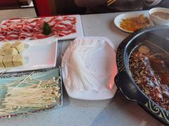 -狼头山火锅 KTV欢唱·烤串(理工大学店)