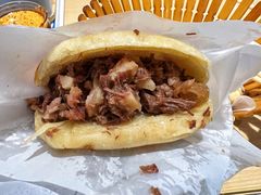 -闫家驴肉老店(华电一校店)