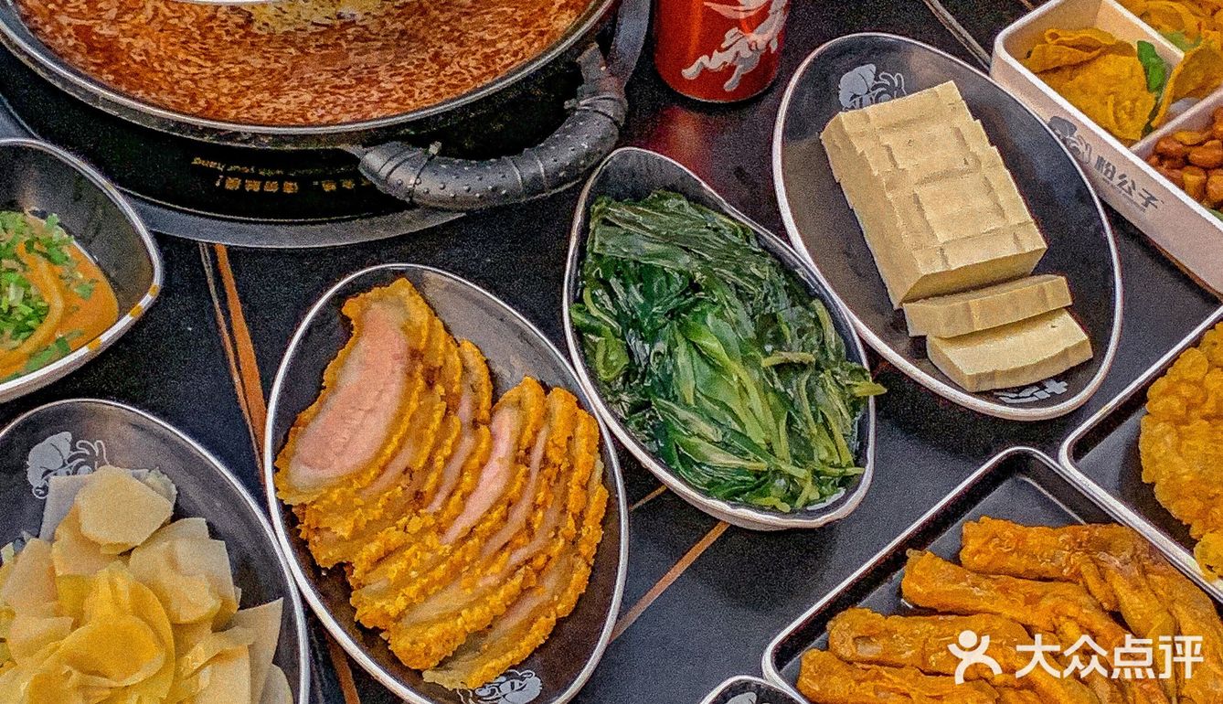 足足臭了三天三夜的螺狮粉火锅也太好吃了吧[色]