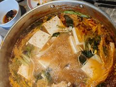 -野山舂·贵州现舂酸汤牛肉(民生路店)