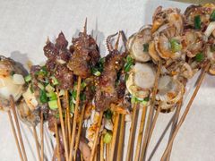 -街角等你.大连海鲜烧烤.经典铁板海鲜串(西安路店)