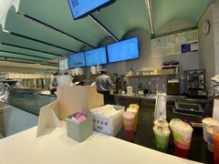 -奈雪的茶(亨特国际广场店)