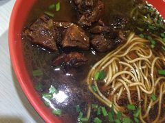 -小龙大肉面馆