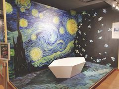 -重庆梵高星空艺术馆(解放碑旗舰店)