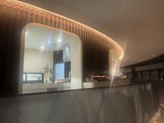 -亚洲国际大酒店·云顶阁旋转自助餐厅