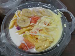 酸奶水果捞-葛师傅越南特色水果捞(建政南路总店)