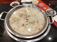 -老来福·非遗酸汤兔(凯旋路店)
