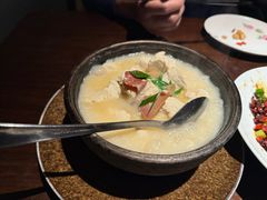 -许爷家·生态湖鲜(徐汇日月光店)
