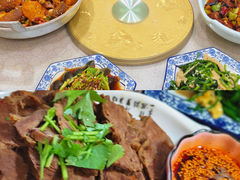 -壹阁胡羊焖饼(特色小吃街店)