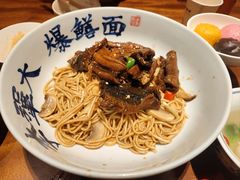 -李犟大爆鳝面·手工蟹黄包(湖滨西湖店)
