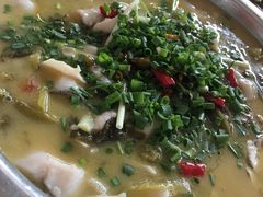 -廖哥泡椒兔(峨眉店)