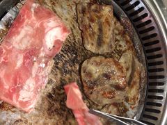 -金滏山烤肉·海鲜·火锅自助餐厅(襄阳万达店)