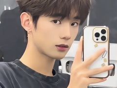 -鸿通城购物中心