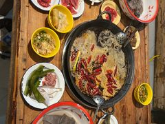 -牛知府云南菌汤鲜牛肉火锅(肖家湾店)
