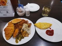 -航空港万怡酒店·万荟轩餐厅(航空港区远航路店)