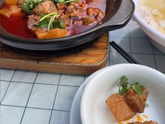 -土砂锅生态山庄·非遗砂锅雅鱼