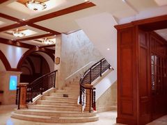 -山明水秀大饭店