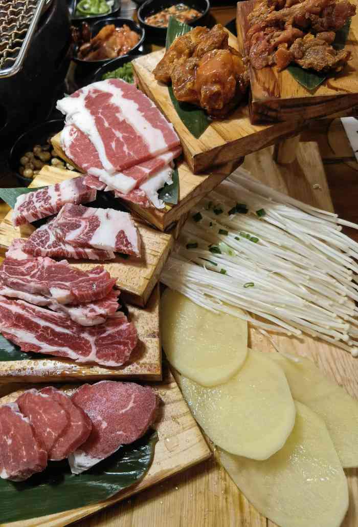 牛夫人61果木烤肉(郎溪店)-"今天晚上和好朋友一起来刘夫人吃烤肉在