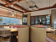 -蜜桃餐厅·伴山(湖滨商业街店)