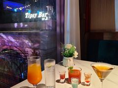 -Tipsy Bar•屋顶露台酒吧&水烟吧