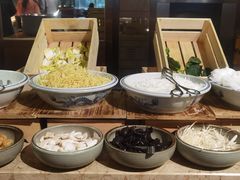 -大中华希尔顿酒店-念自助餐·嗨啤·小龙虾