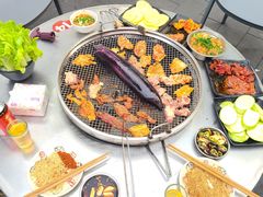 -小辣椒火盆烧烤(温泉南街店)