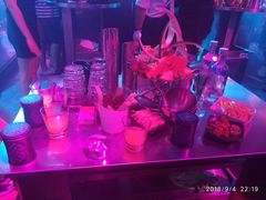-HiIbiza酒吧