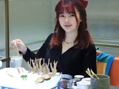 -红鼎豆捞·非遗鲍皇汤火锅(宝丰路店)