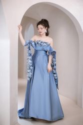 -洋洋婚纱品牌集合店