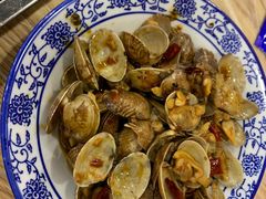 -江城燕子大排档(江汉路步行街店)