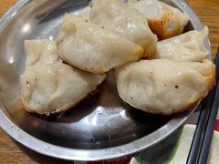 -黄阿姨锅贴大王(万航渡路店)