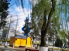 -泉城广场