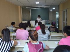 -优缇多格专业宠物美容师培训学校