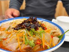 东北大拉皮-田家大院东北农家菜铁锅炖(西安总店)