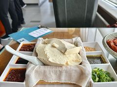 -95号酱骨·一块豆腐(展春园西路店)