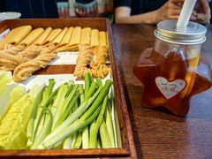 -湖畔鲁菜·二十年老字号餐厅(大明湖店)