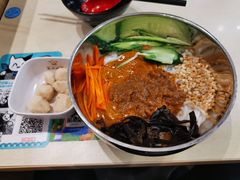 -灵芝妹子海鲜米线(劳动公园店)